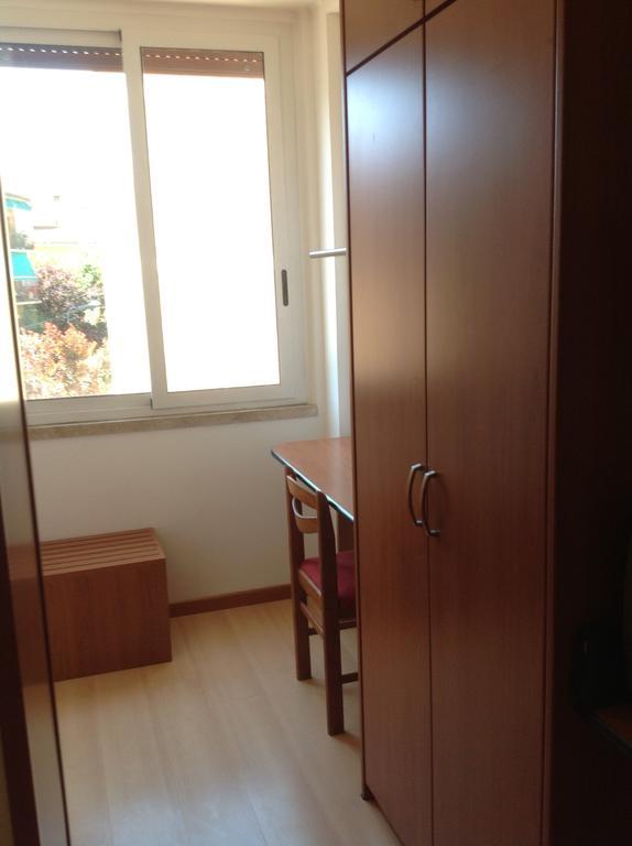 Ospitalita San Tommaso D'Aquino Hotel Bologna Ruang foto