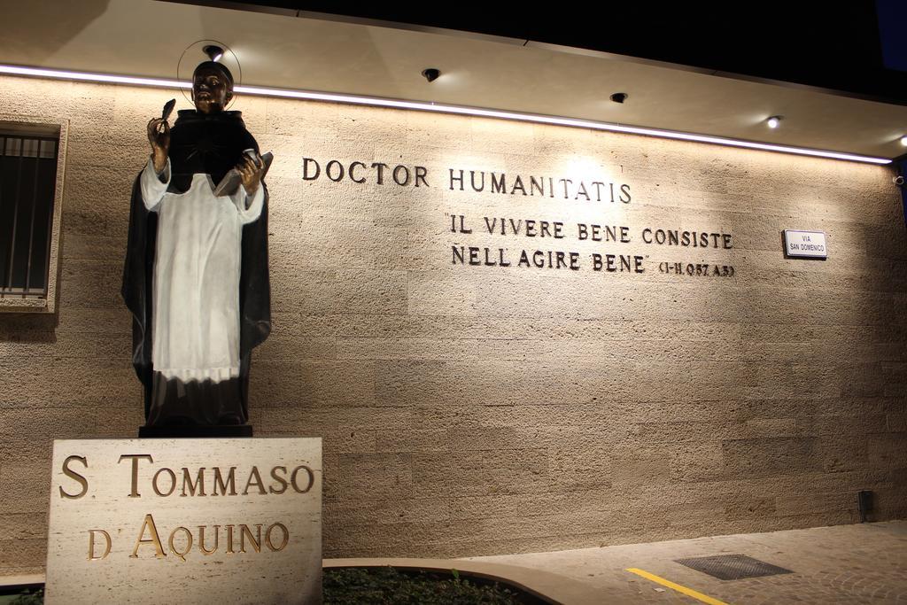 Ospitalita San Tommaso D'Aquino Hotel Bologna Bagian luar foto